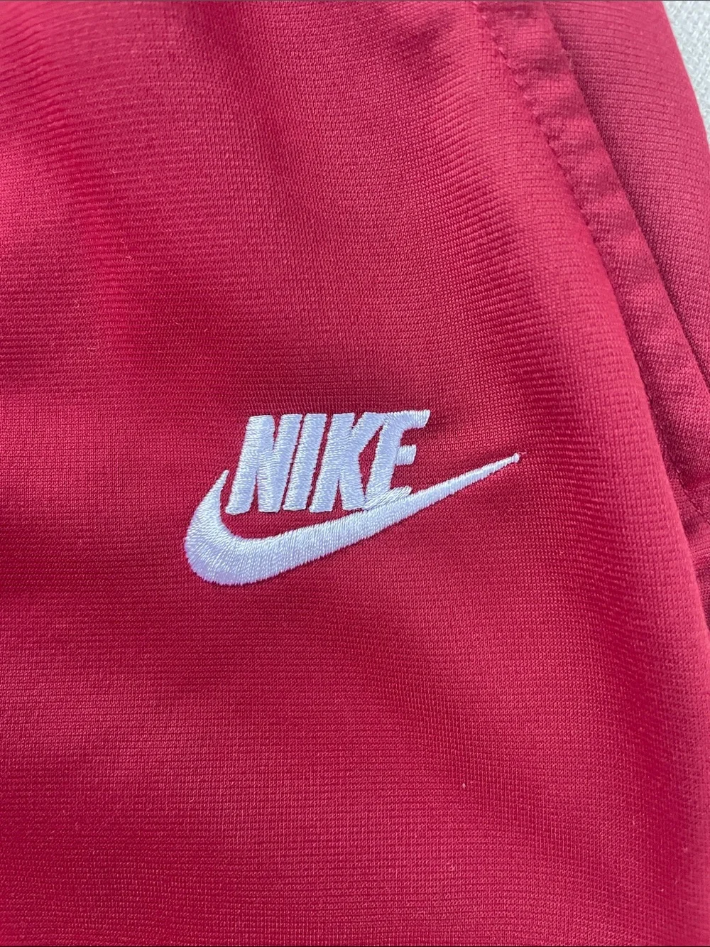 Nike Women’s Burgundy Joggers with Pink Piping Medium